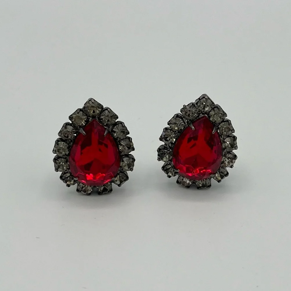 Vintage 1960s Ruby & Onyx Rhinestone Demi-Parure | Juliana Style Tiered Necklace